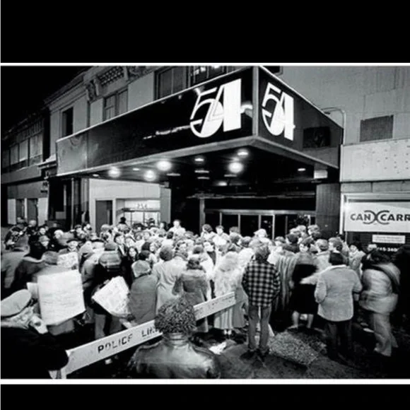 CLOSED/COMMENTS FULL:🆕Features R 🆙next door!➡️➡️➡️ - Picture 5 of 16